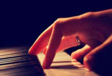 开云体育下载-绿茵燃情：沃特福德球员破门狂欢，启程荣耀新征程