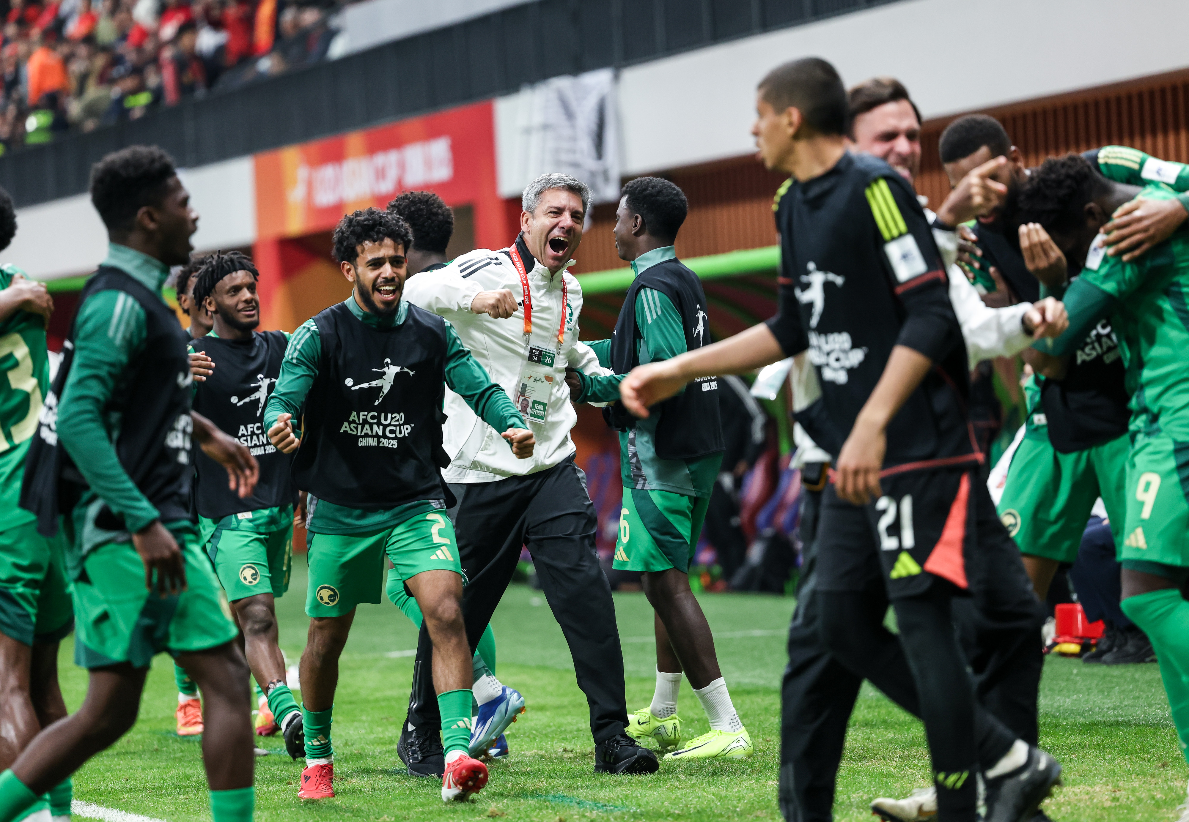 年少球员贡献精彩进球,为球队锁定胜局的简单介绍 年少球员贡献精彩进球,为球队锁定胜局的简单介绍