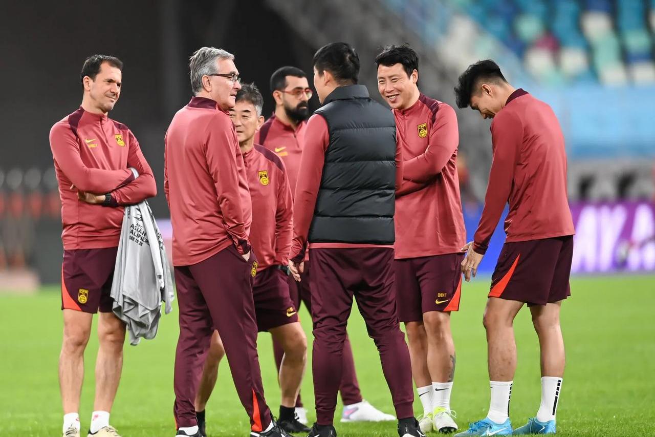 开云体育在线-关于强强对话！国内顶级足球盛事引发热议的信息