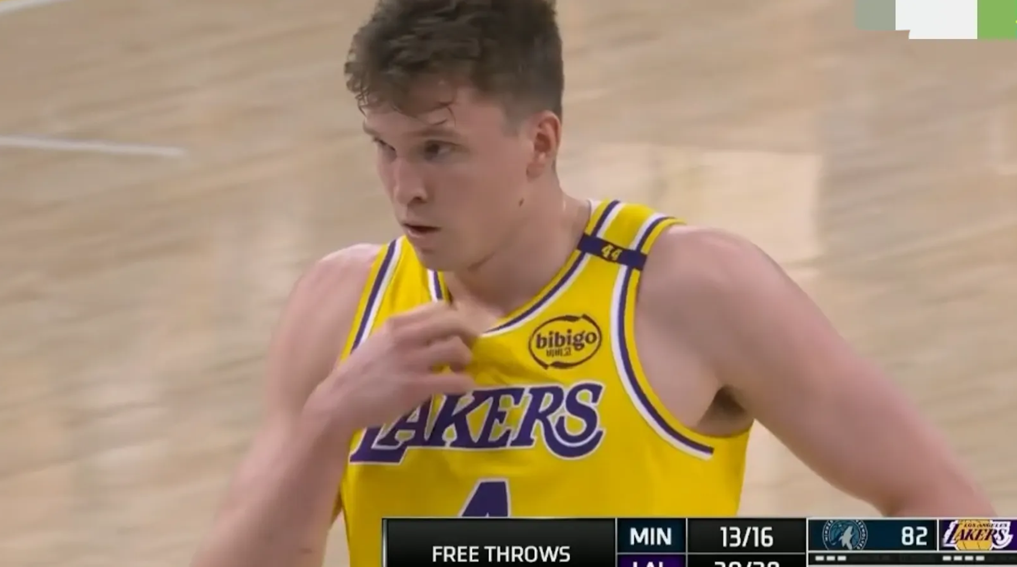 湖人再度展现团队力量,稳操胜券 湖人再度展现团队力量,稳操胜券