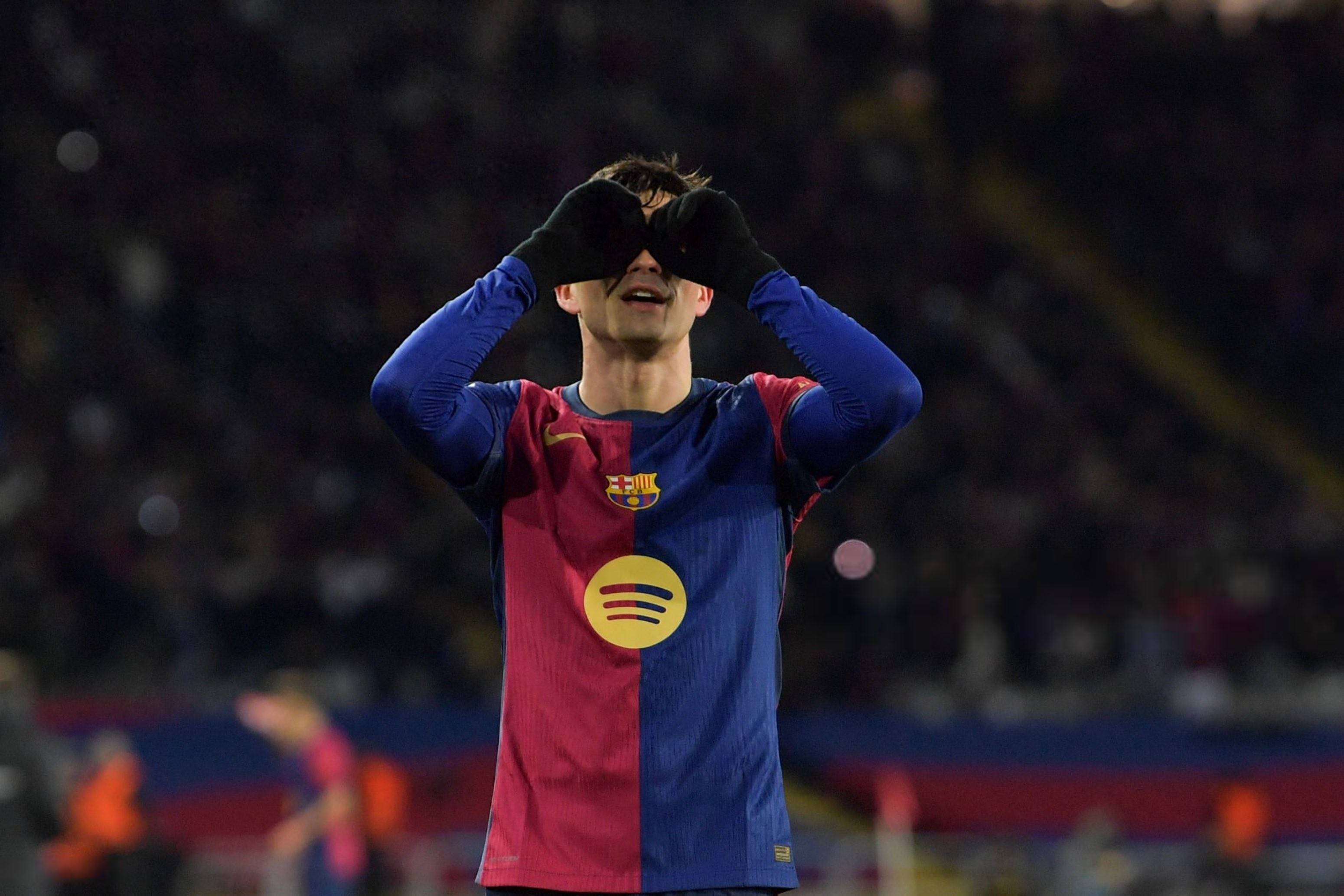 开云体育APP下载-巴萨门将高接低挡，力保球门不失