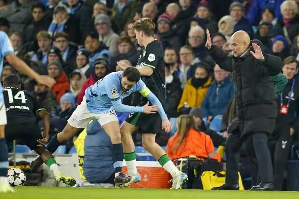 曼城逼平对手，领先优势缩小的简单介绍