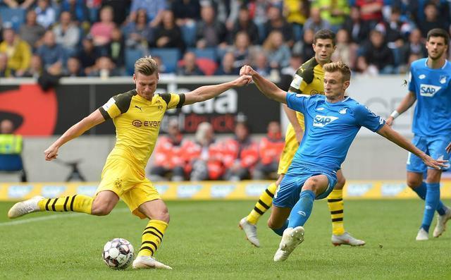 史图加特球员集体休战，为德甲保级机会再添信心