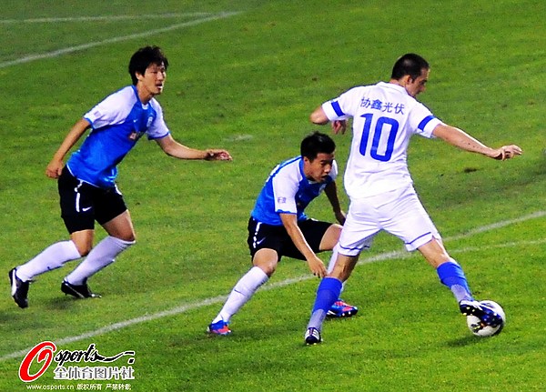 舜天客场告捷,绿城再次完胜恒大的简单介绍 舜天客场告捷,绿城再次完胜恒大的简单介绍