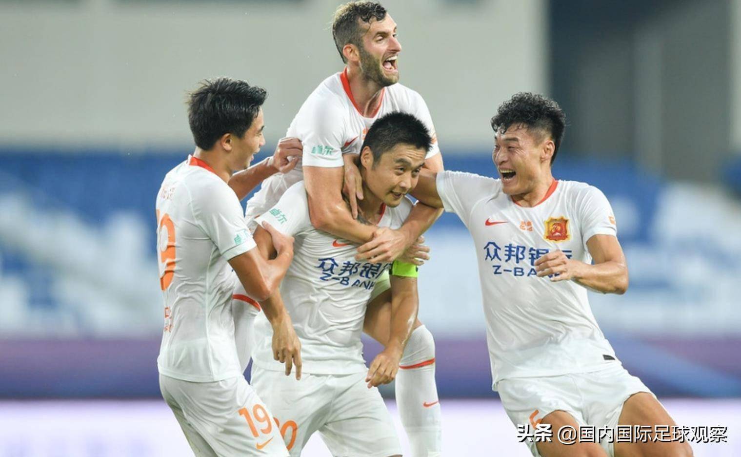 包含广州恒大战平武汉卓尔,稳定排名前四位置的词条 包含广州恒大战平武汉卓尔,稳定排名前四位置的词条