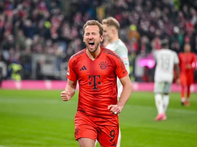 拜仁客场战平利兹联,难得一分 拜仁客场战平利兹联,难得一分