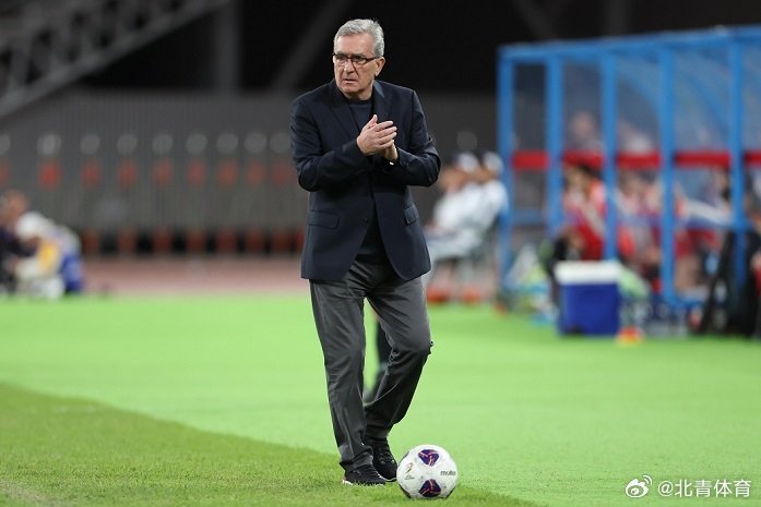 英格兰国家队展开冬训集训 英格兰国家队展开冬训集训