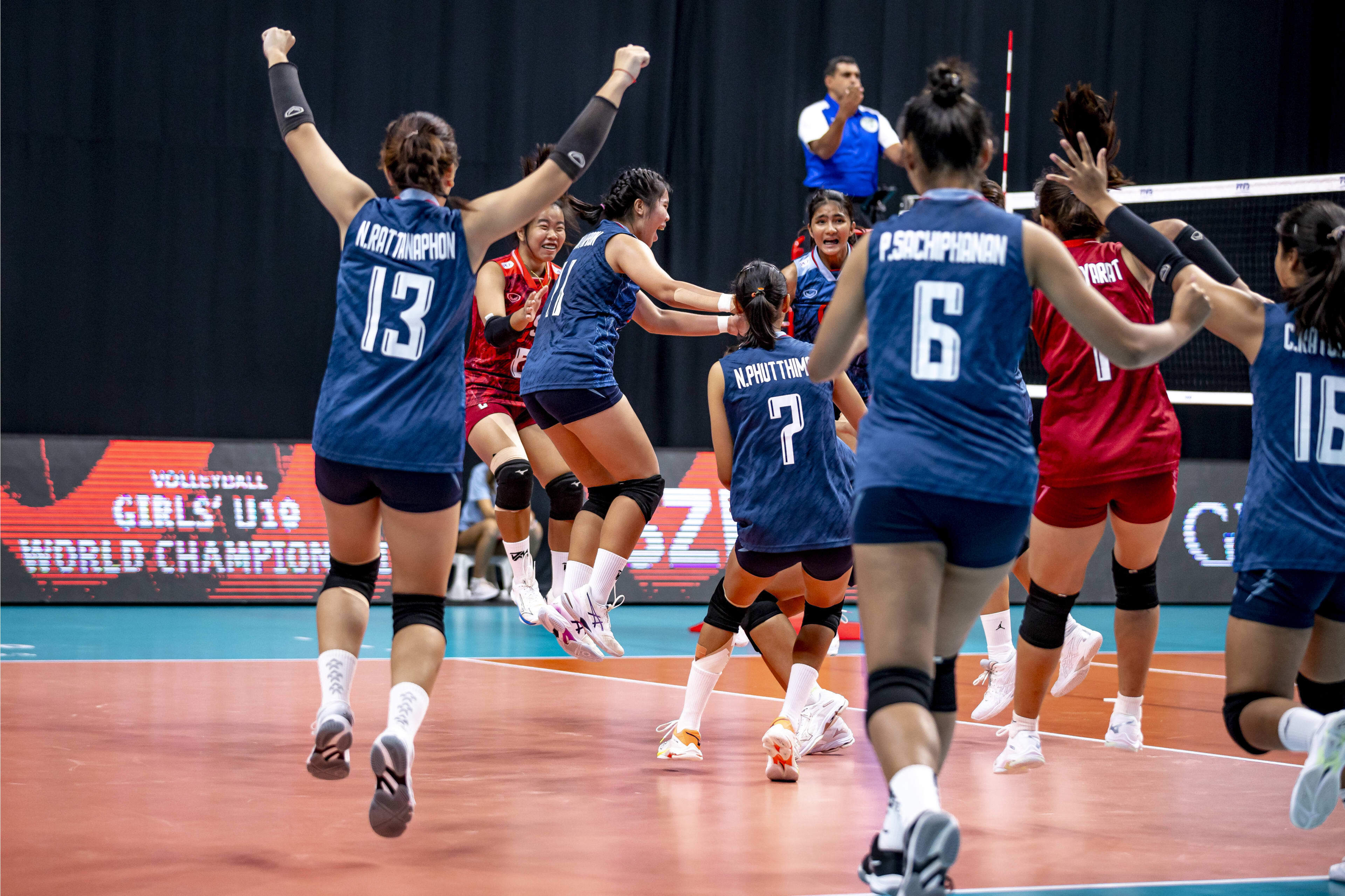 排球女子团体赛:巴西队实现逆转胜利 排球女子团体赛:巴西队实现逆转胜利