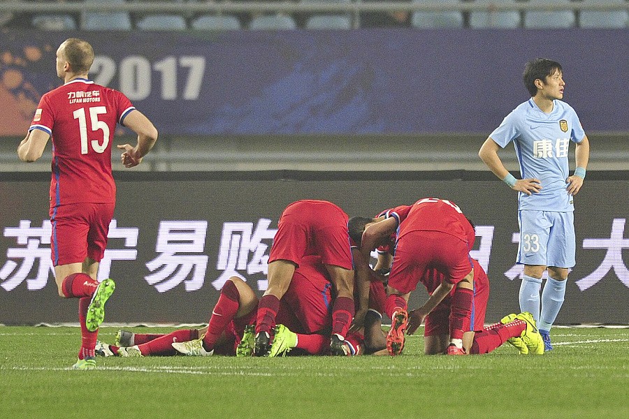 开云平台-江苏苏宁对阵重庆力帆，惊心动魄