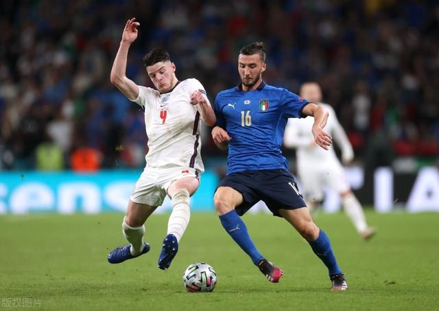 开云体育下载-意大利赛场表现出色，欧洲杯赛逐渐升温