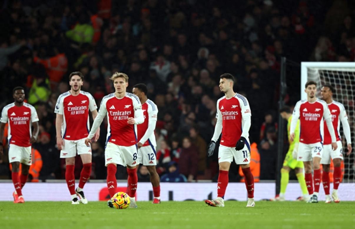 开云体育登录-纽卡斯尔主场逼平阿斯顿维拉，积分增加