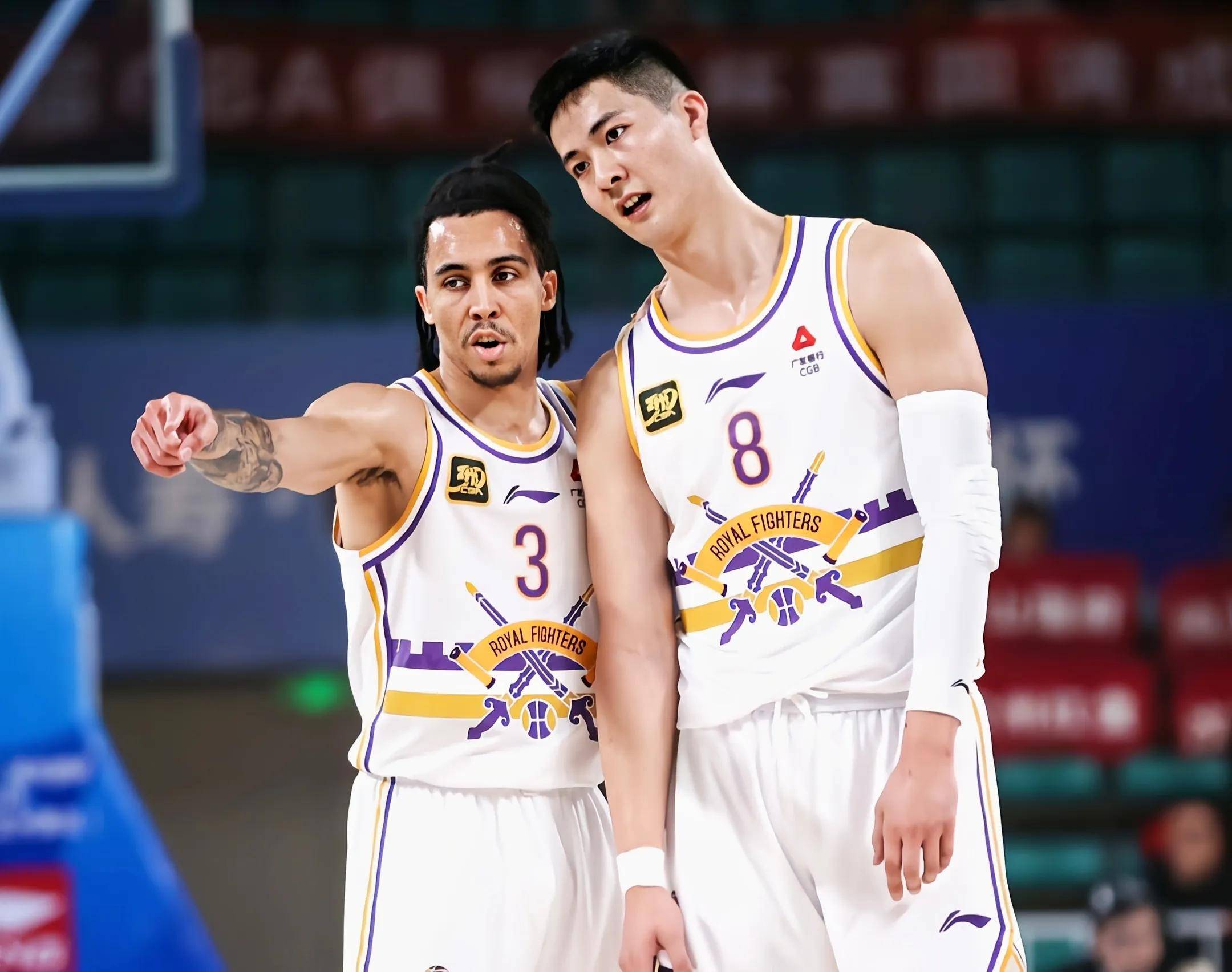 开云体育APP下载-江苏男篮不敌青岛，战绩继续低迷