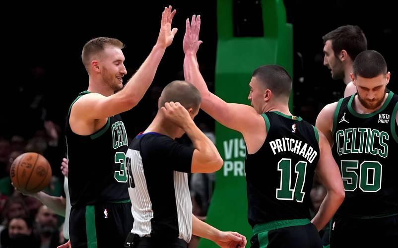 凯尔特人擒下老鹰,塔图姆全面发威带队获胜 凯尔特人擒下老鹰,塔图姆全面发威带队获胜