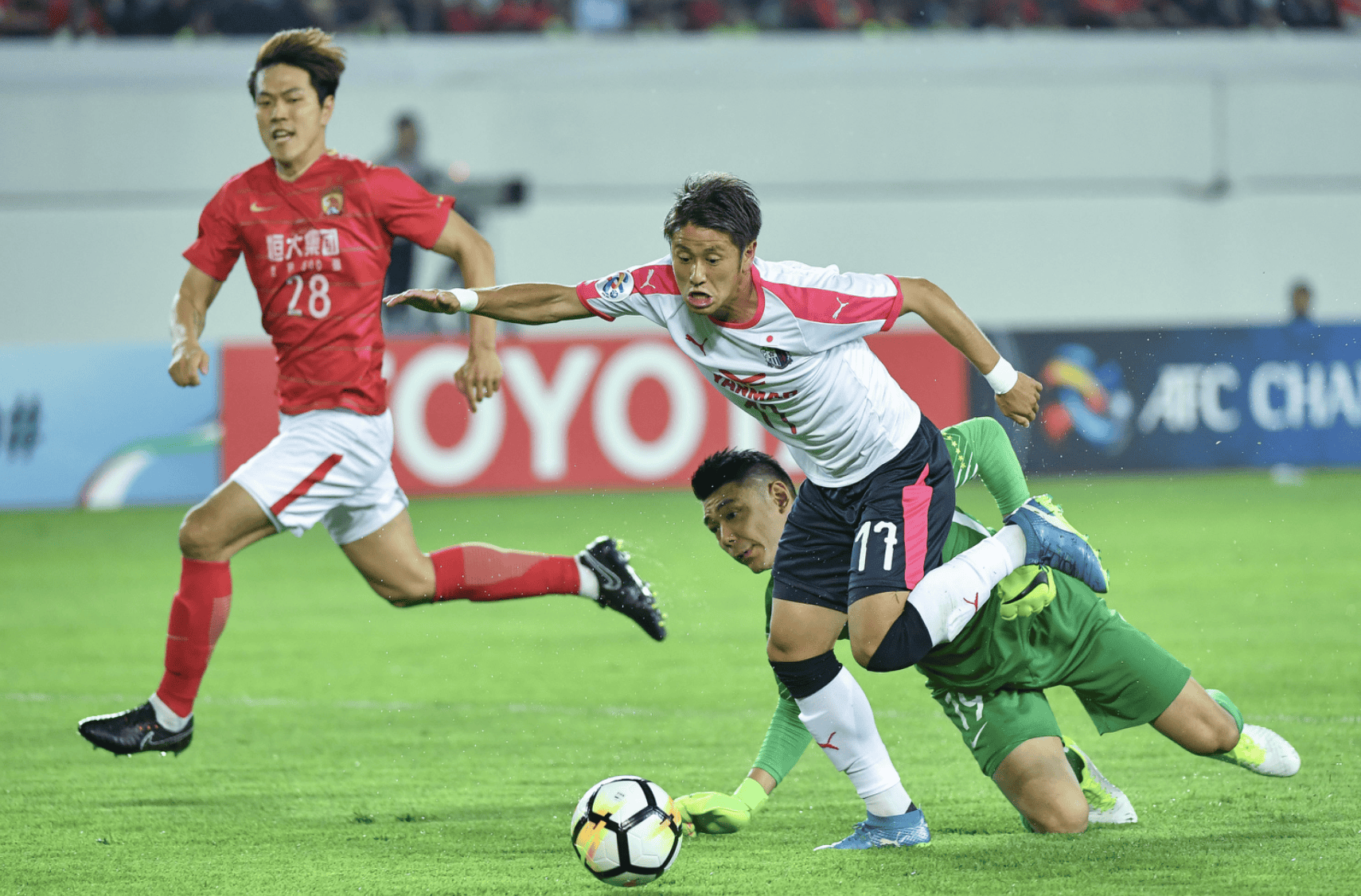 浦和红钻不敌大阪钢巴,无缘淘汰赛 浦和红钻不敌大阪钢巴,无缘淘汰赛