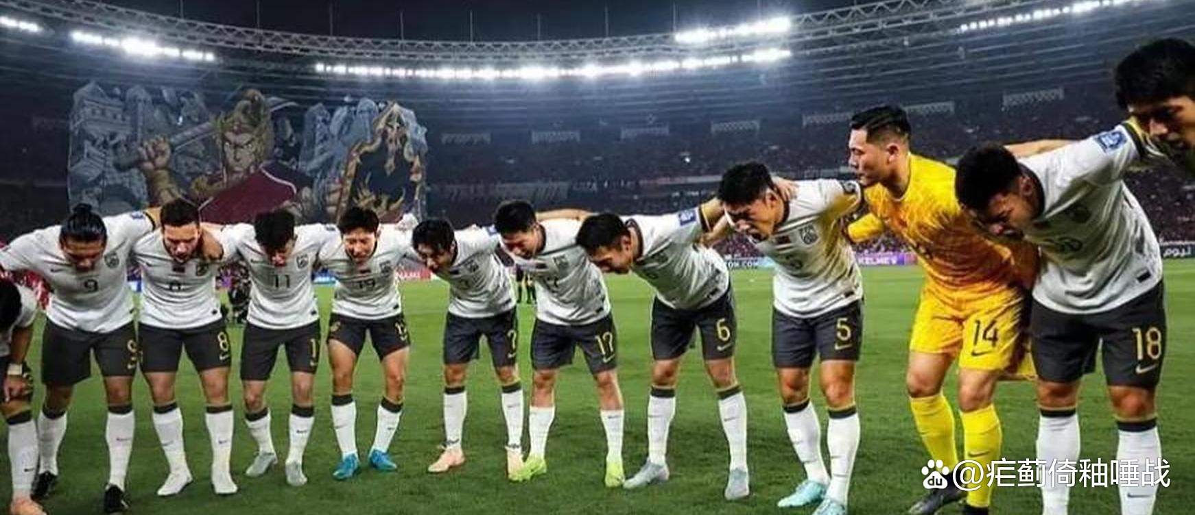 战术调整频繁,教练组全力备战迎战对手 战术调整频繁,教练组全力备战迎战对手