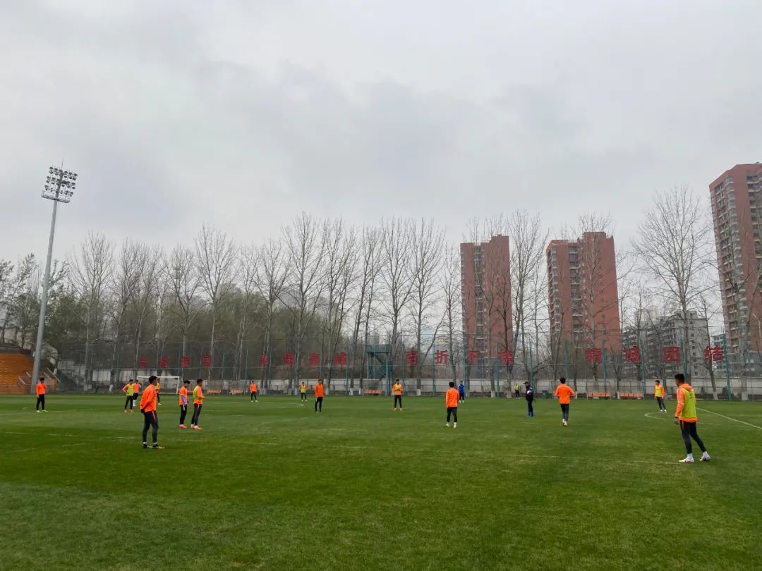 河北球队备战下轮比赛,全队努力备战 河北球队备战下轮比赛,全队努力备战