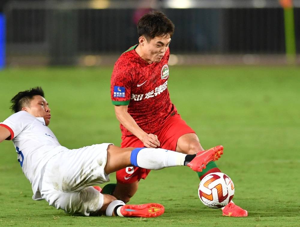 加的夫城客场失利,保级形势愈发严峻! 加的夫城客场失利,保级形势愈发严峻!