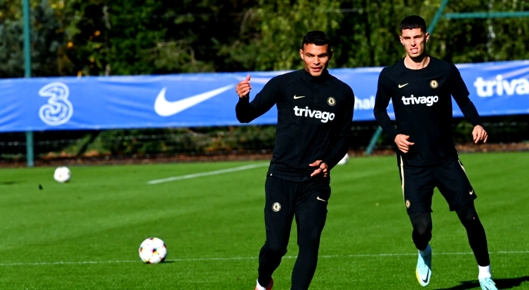 切尔西主教练传授年轻队员经验 切尔西主教练传授年轻队员经验