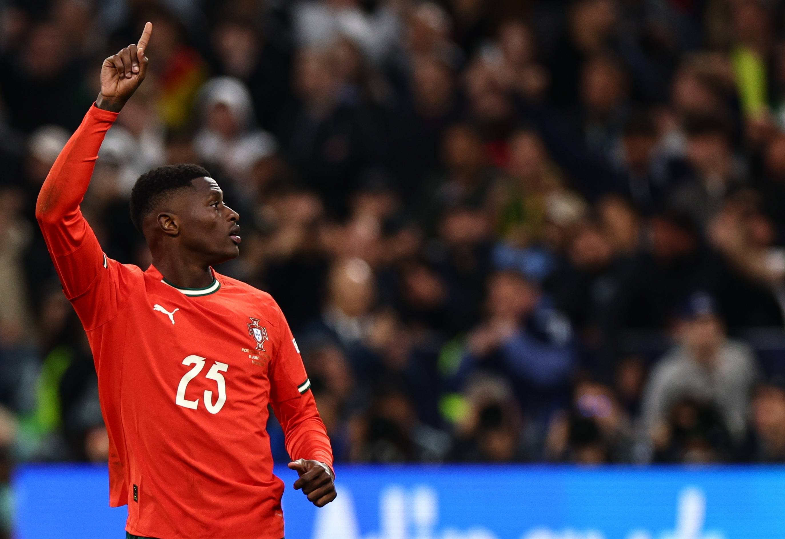 开云体育中国-欧国联冠军杯决赛对决展现最强实力