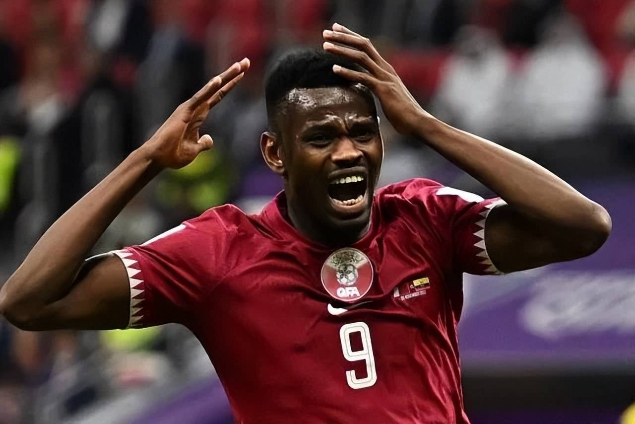 开云体育官网-包含瓦伦西亚后防线犯错导致失分，受批评之声渐起的词条