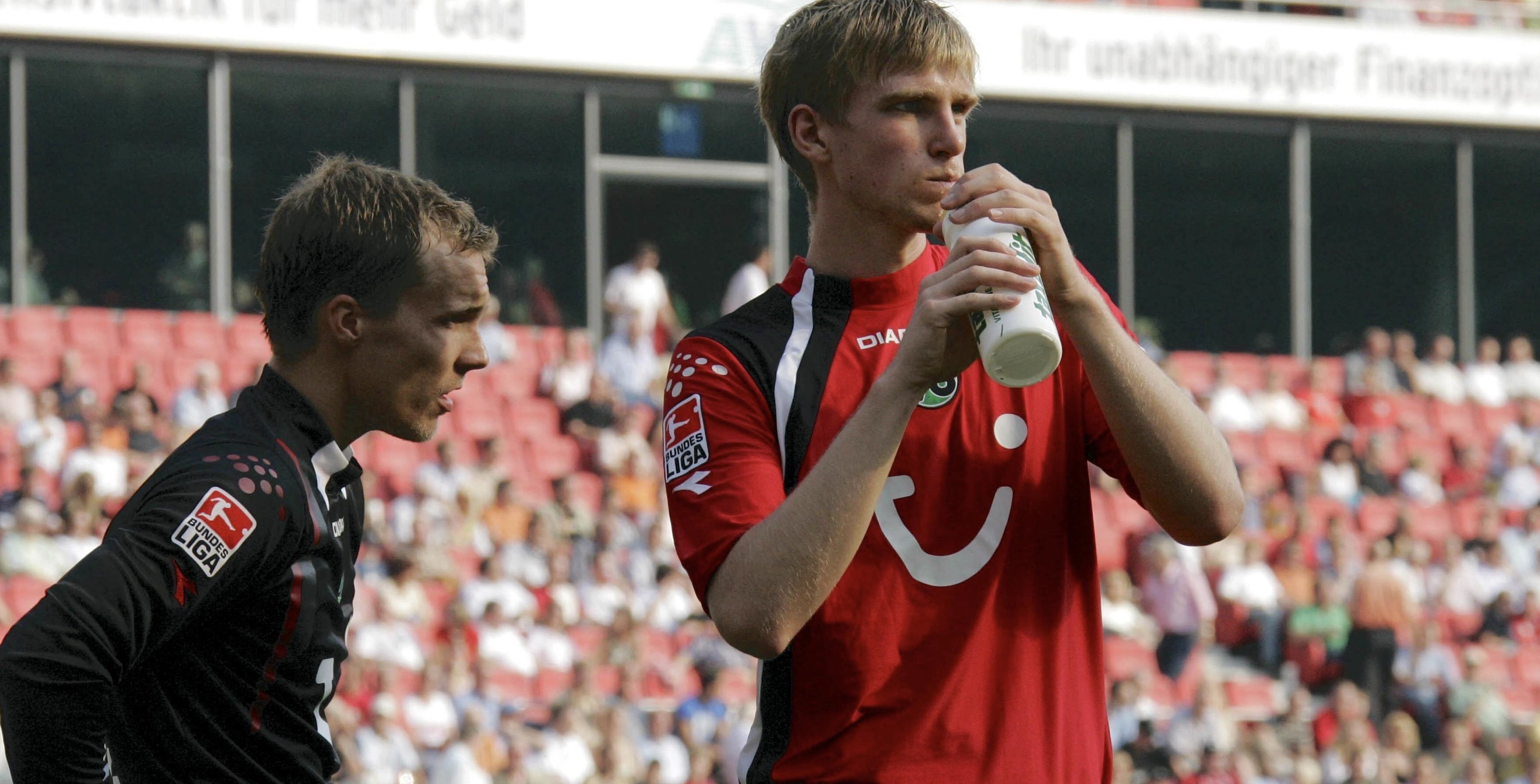 拜仁慕尼黑挑战不莱梅,胜负难料 拜仁慕尼黑挑战不莱梅,胜负难料