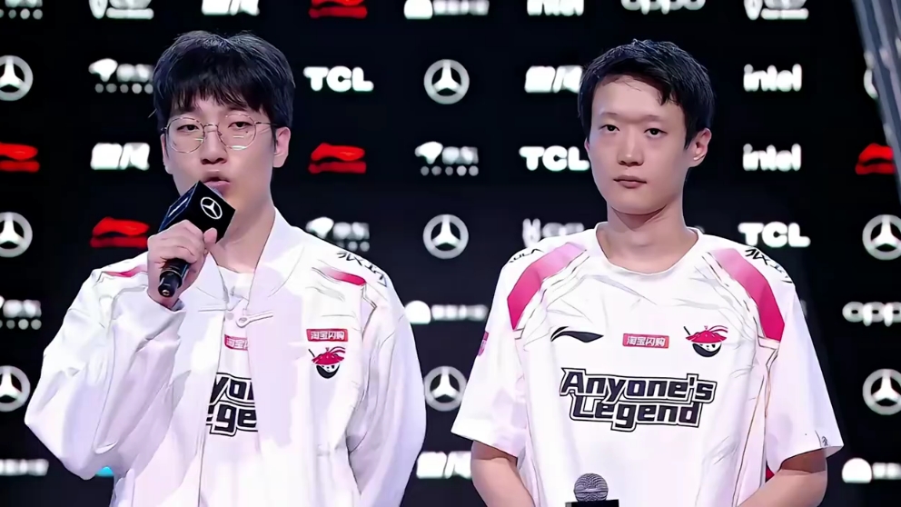 EG险胜JDG,Tarzan关键团战开团秒人强强对话半决赛,让粉丝疯狂欢呼 EG险胜JDG,Tarzan关键团战开团秒人强强对话半决赛,让粉丝疯狂欢呼