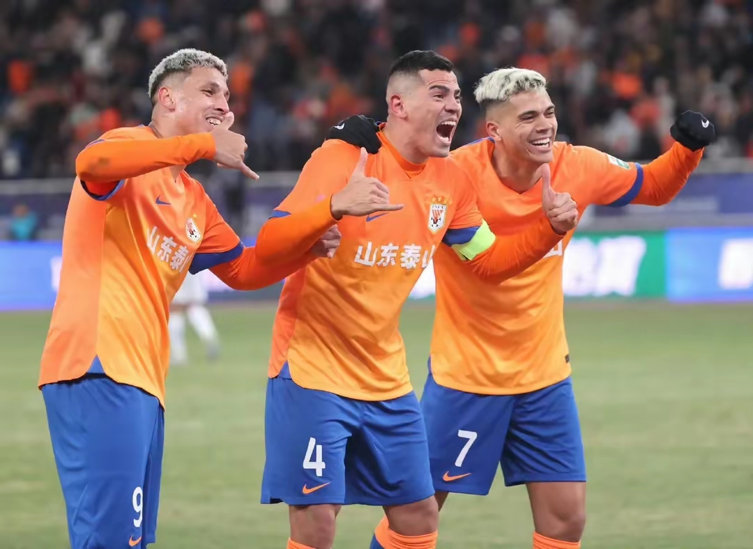 开云下载-TSM险胜V5，Bin拿下关键大龙焦点之战入围赛，技惊四座的简单介绍