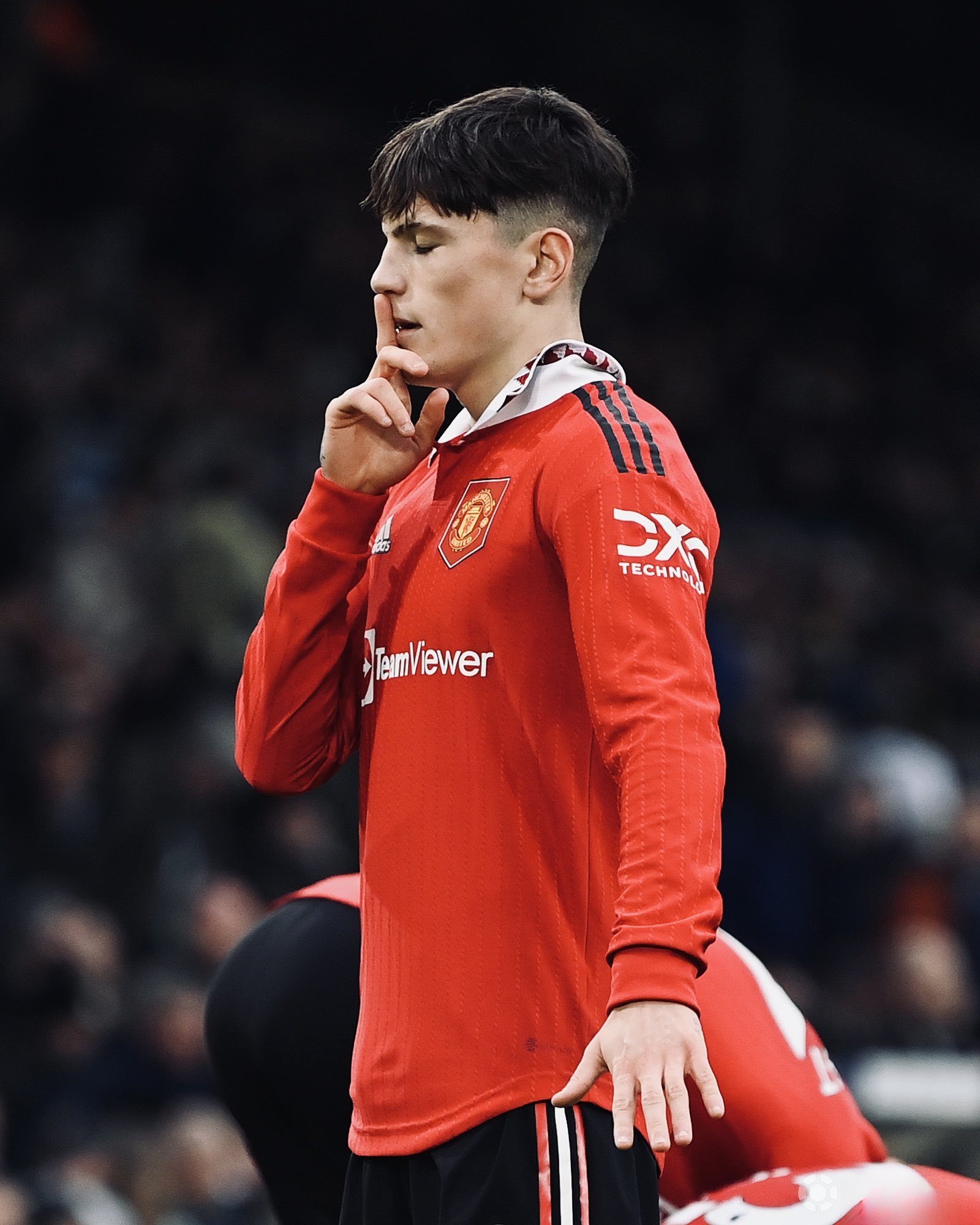 皇家社会中后卫遭遇停赛处罚,球队防线受挫 皇家社会中后卫遭遇停赛处罚,球队防线受挫