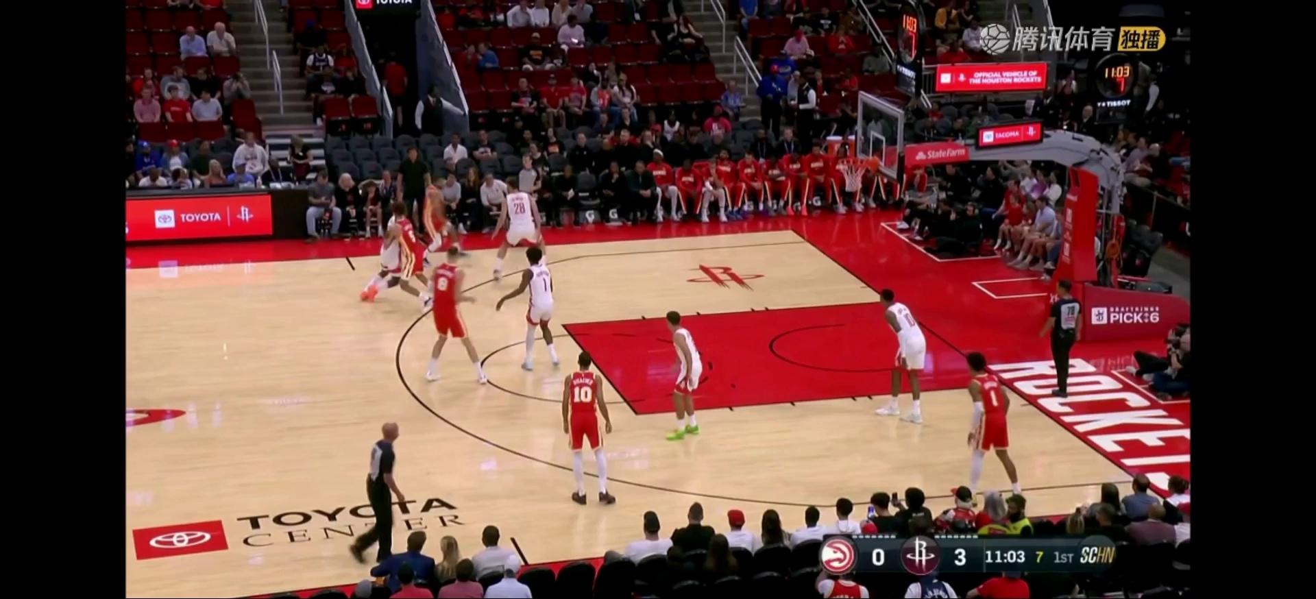 老鹰队连续两场大胜 老鹰队连续两场大胜