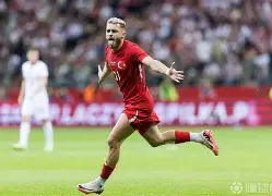 加拉塔斯雷众望所归,桑德兰立即进步 加拉塔斯雷众望所归,桑德兰立即进步