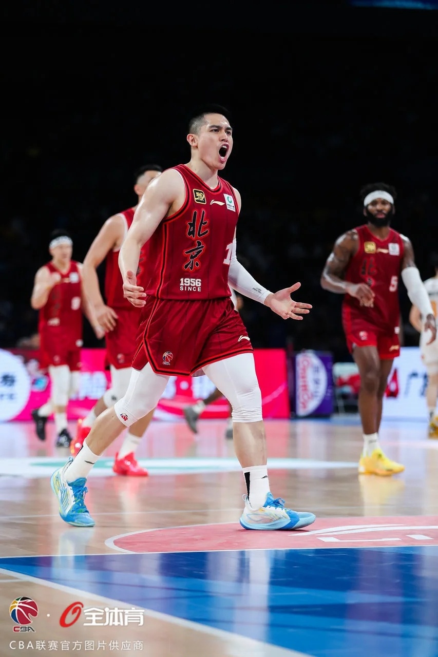 北京队在一场激烈的对决中获得了胜利