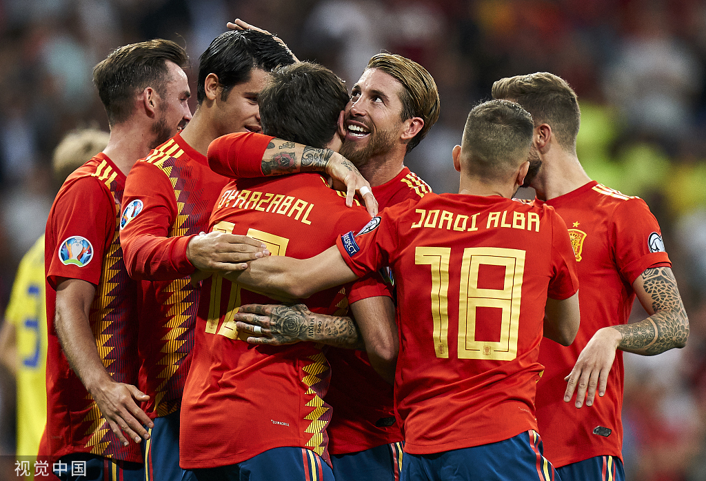 西班牙国家队阵容豪华备战欧国杯,期待再度登顶奖杯 西班牙国家队阵容豪华备战欧国杯,期待再度登顶奖杯