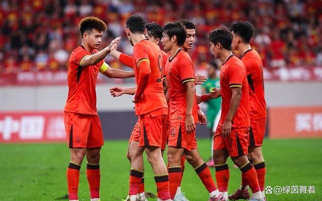 开云体育入口-球队实力悬殊，大比分战胜对手取得胜利