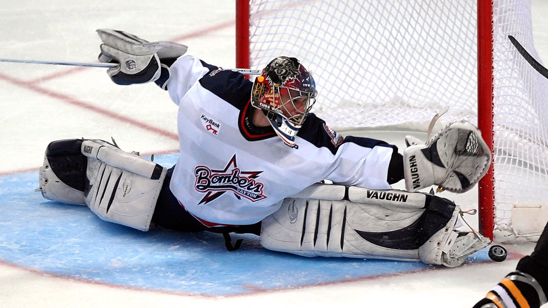 开云体育中国-铁栅下的利拉德时刻，当奇才的进攻在凯尔特人防线前凝固