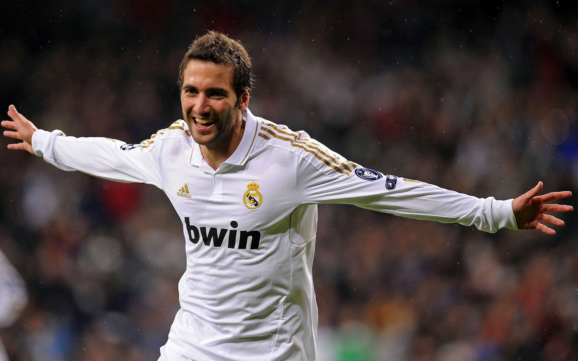 双重横扫，德国队绿茵场破敌，张继科演唱会掀翻舞台